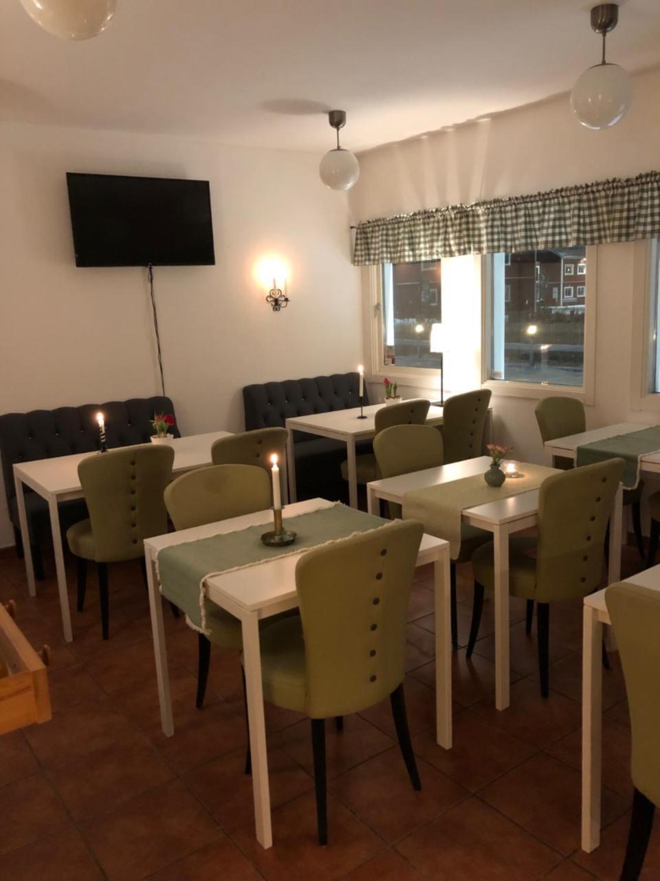 Maelaroe Hotell Ekero Екстер'єр фото